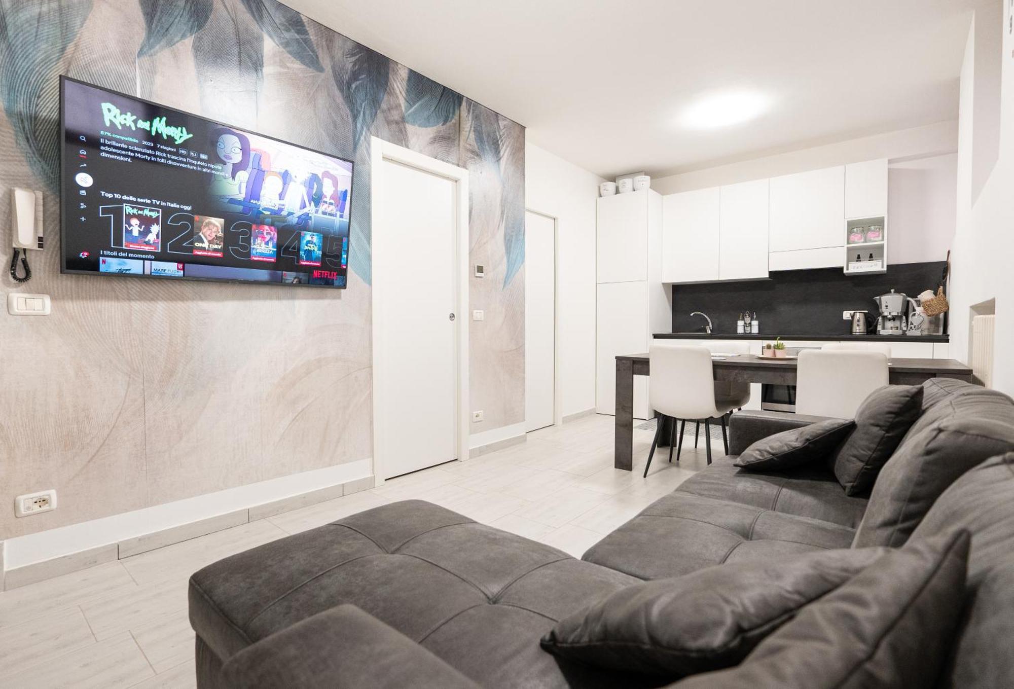 C-Apartment Lake Garda Salo Bagian luar foto